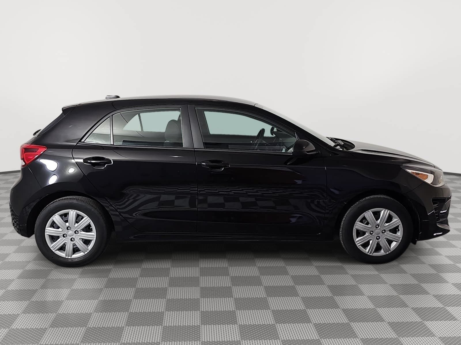 Used 2023 Kia Rio S FWD image 9