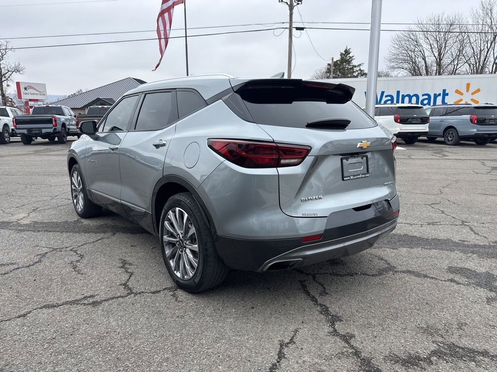 Used 2023 Chevrolet Blazer Premier image 3