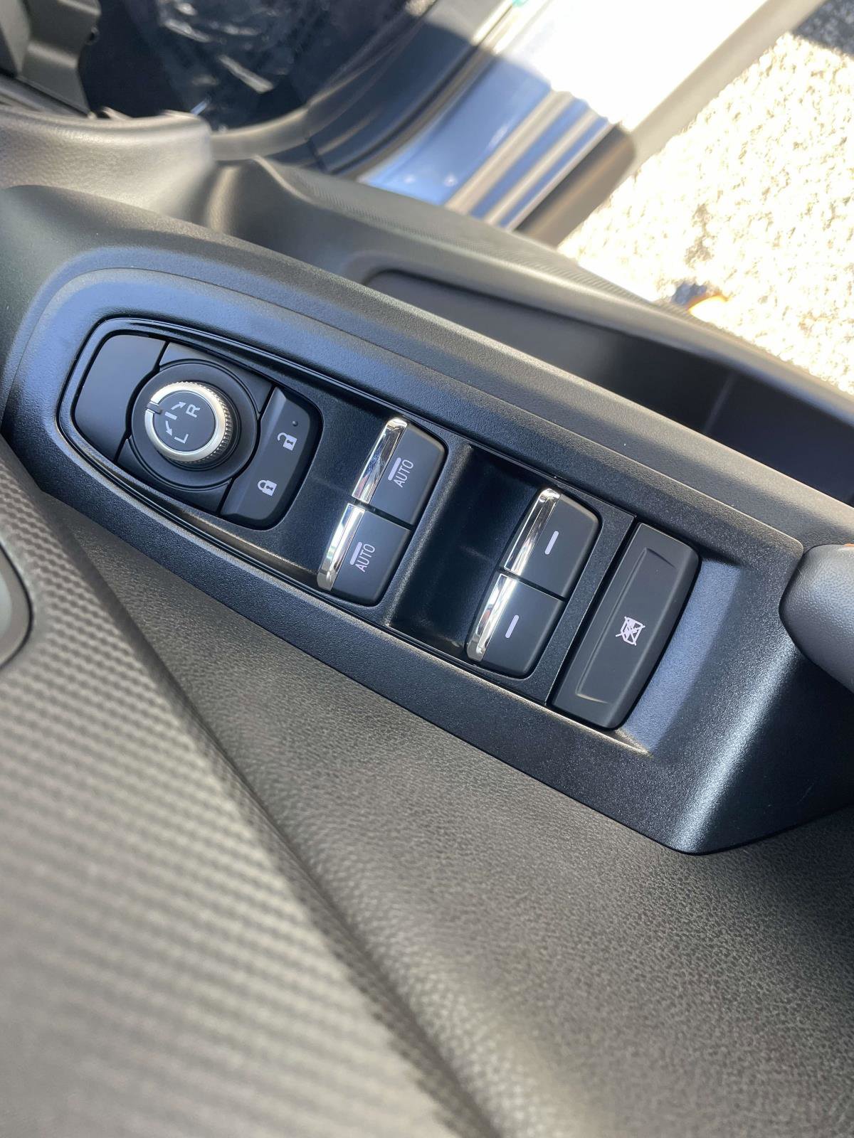 New 2025 Subaru Crosstrek 2.5i Limited w/ Crosstrek Mirror Package image 5