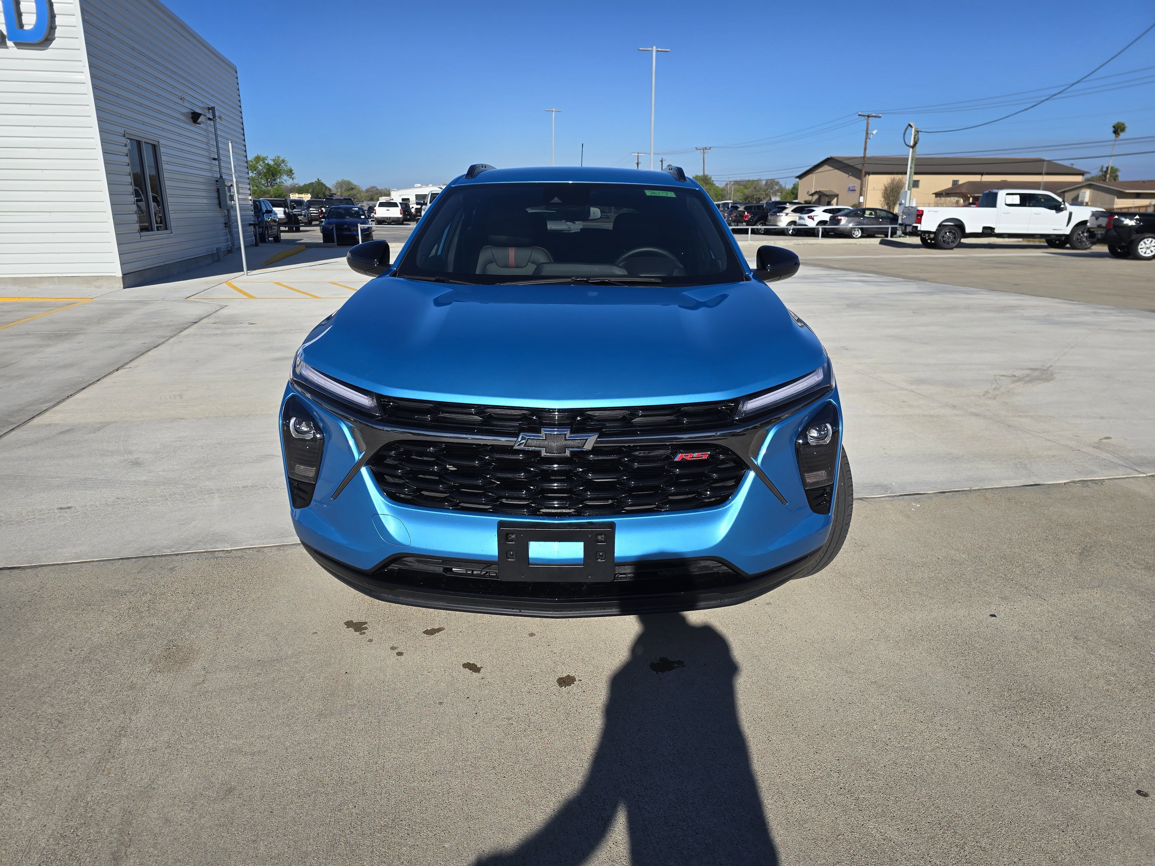 Used 2025 Chevrolet Trax RS w/ Driver Confidence Package image 8