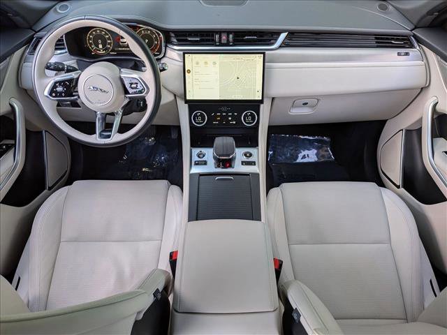Certified 2025 Jaguar F-PACE R-Dynamic S image 19
