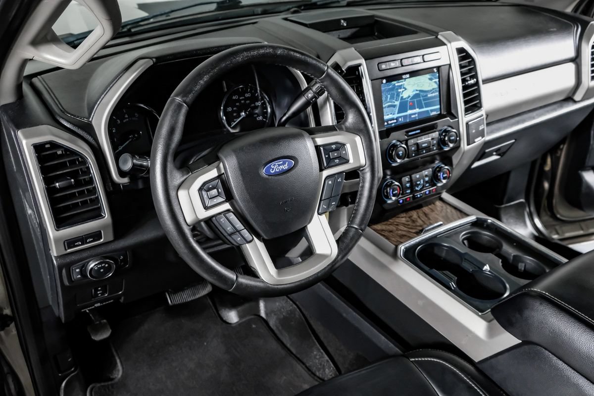 Used 2019 Ford F250 Lariat w/ Lariat Value Package AWD/4WD image 15