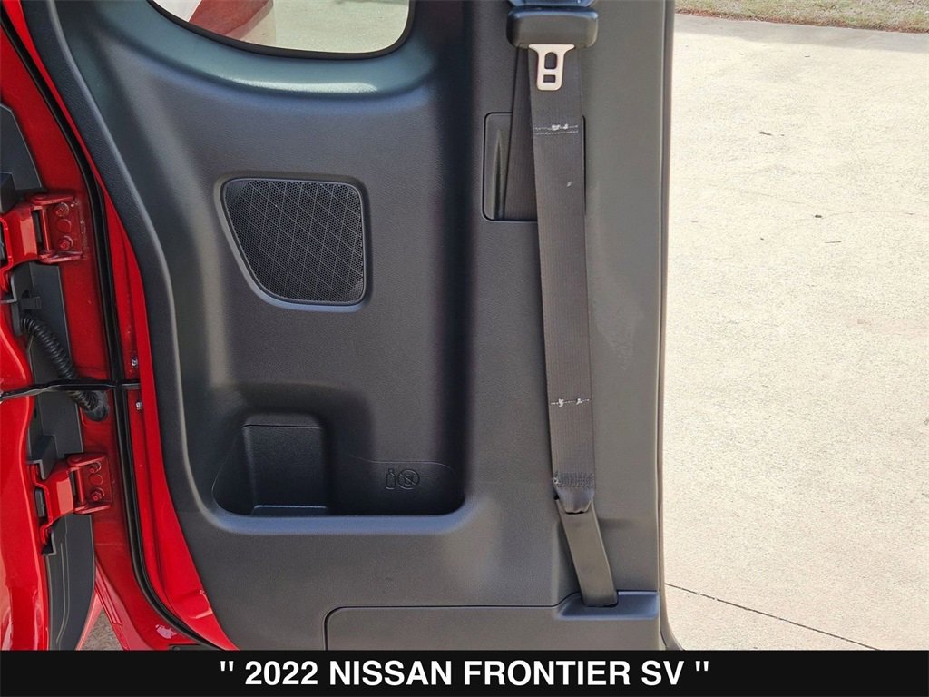 Used 2022 Nissan Frontier SV w/ Technology Package image 18