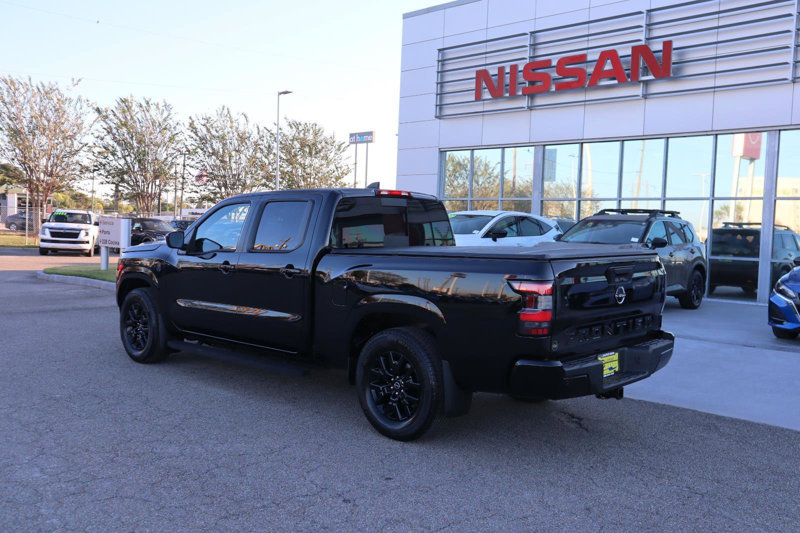 New 2026 Nissan Frontier SV image 6