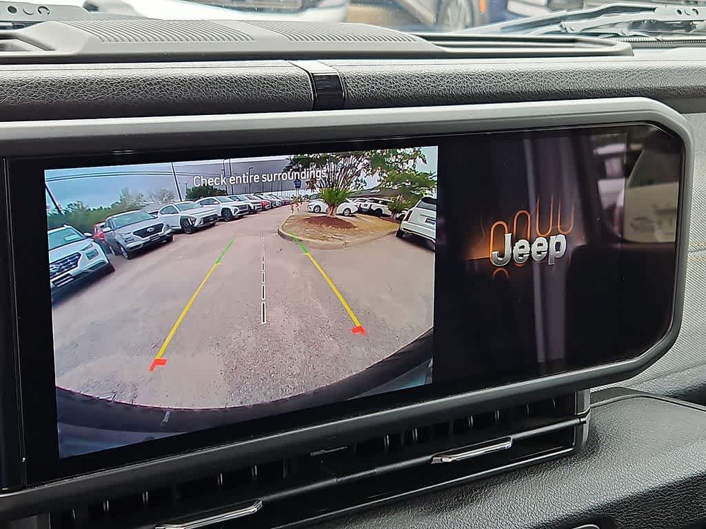 Used 2025 Jeep Wrangler Unlimited Sport AWD/4WD image 16