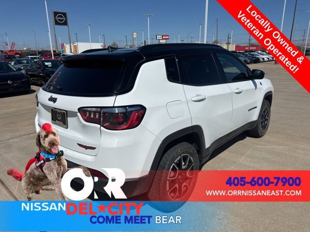 Used 2025 Jeep Compass Trailhawk image 5