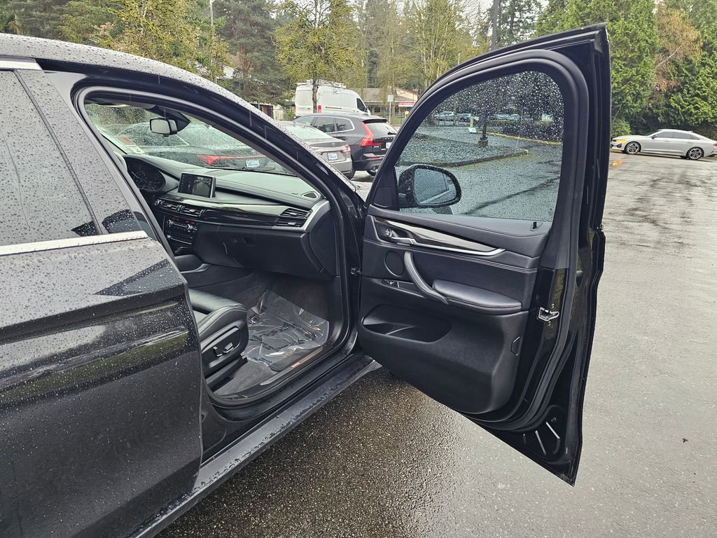 Used 2019 BMW X6 xDrive35i AWD/4WD image 28