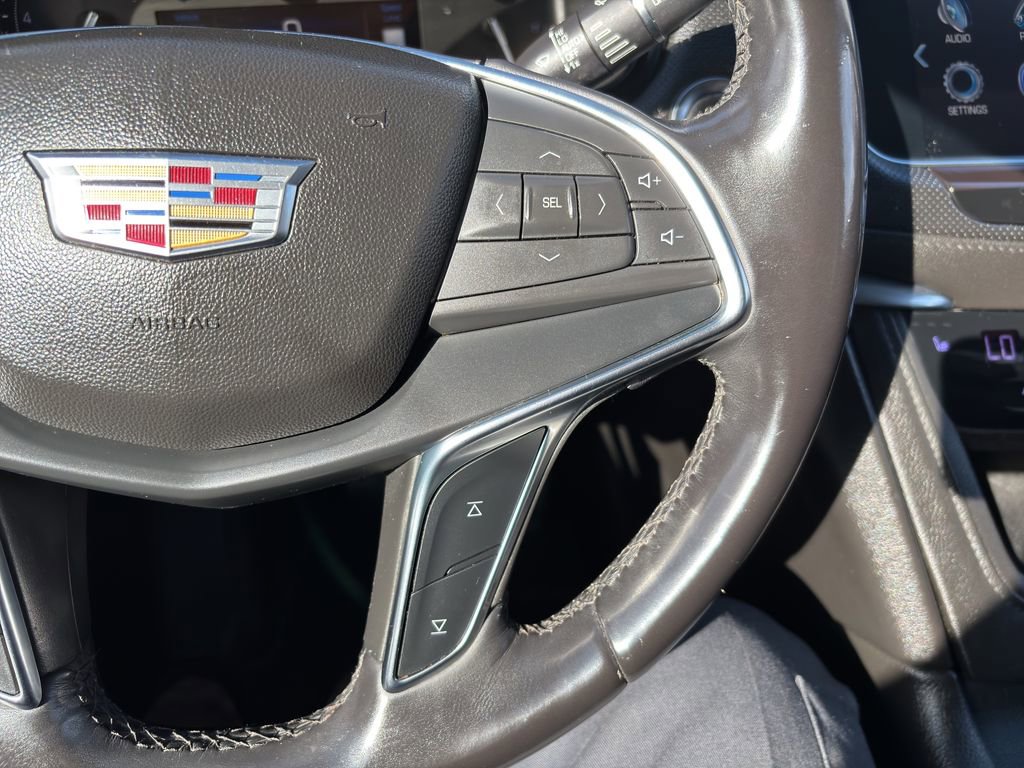 Used 2018 Cadillac XT5 Luxury w/ Driver Awareness Package FWD image 25