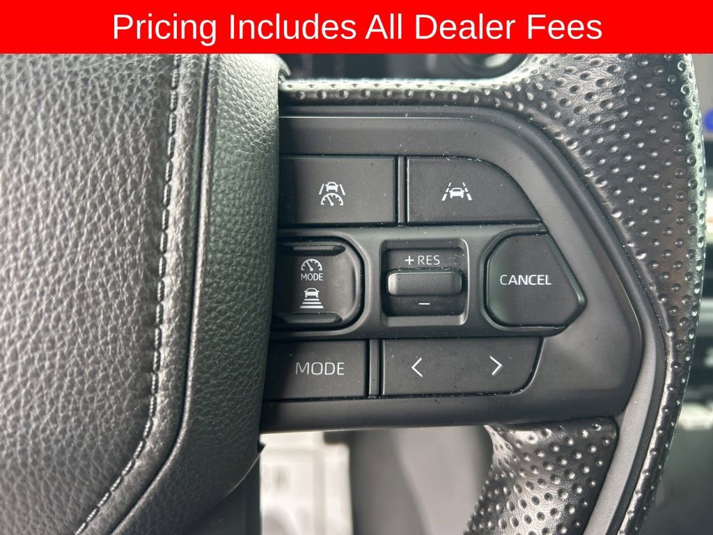 Used 2025 Toyota Tacoma SR5 AWD/4WD image 8