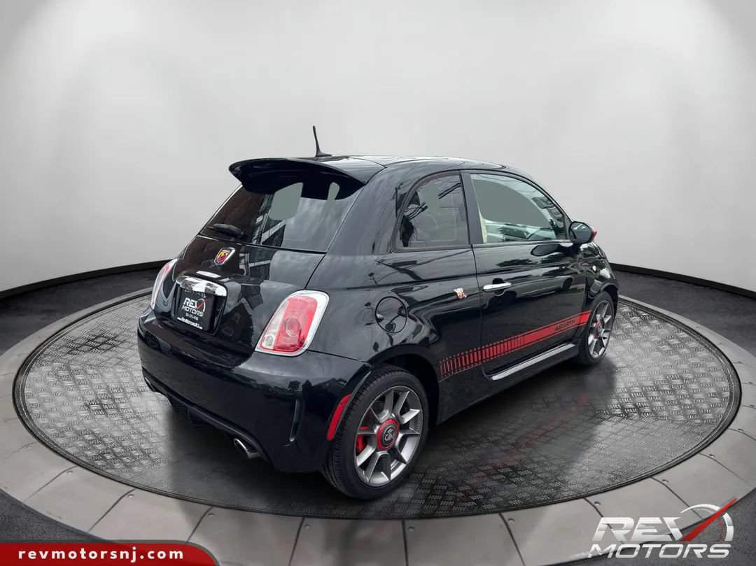 Used 2012 FIAT 500 Abarth w/ Safety & Convenience Pkg FWD image 5