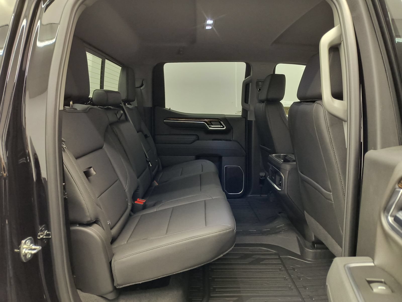 New 2026 GMC Sierra 1500 Elevation w/ Elevation Premium Package AWD/4WD image 30