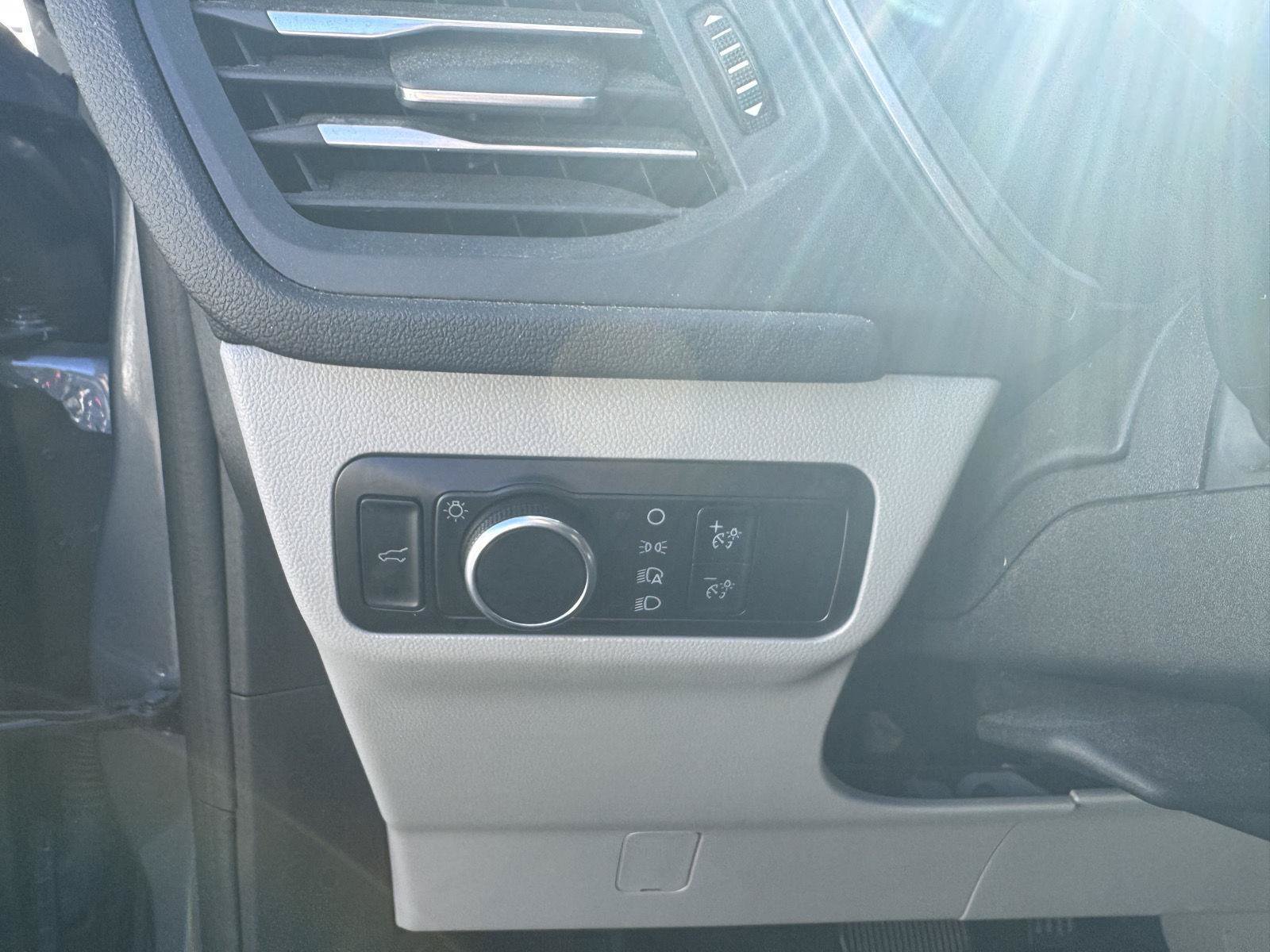 Used 2023 Ford Escape Active AWD/4WD image 16