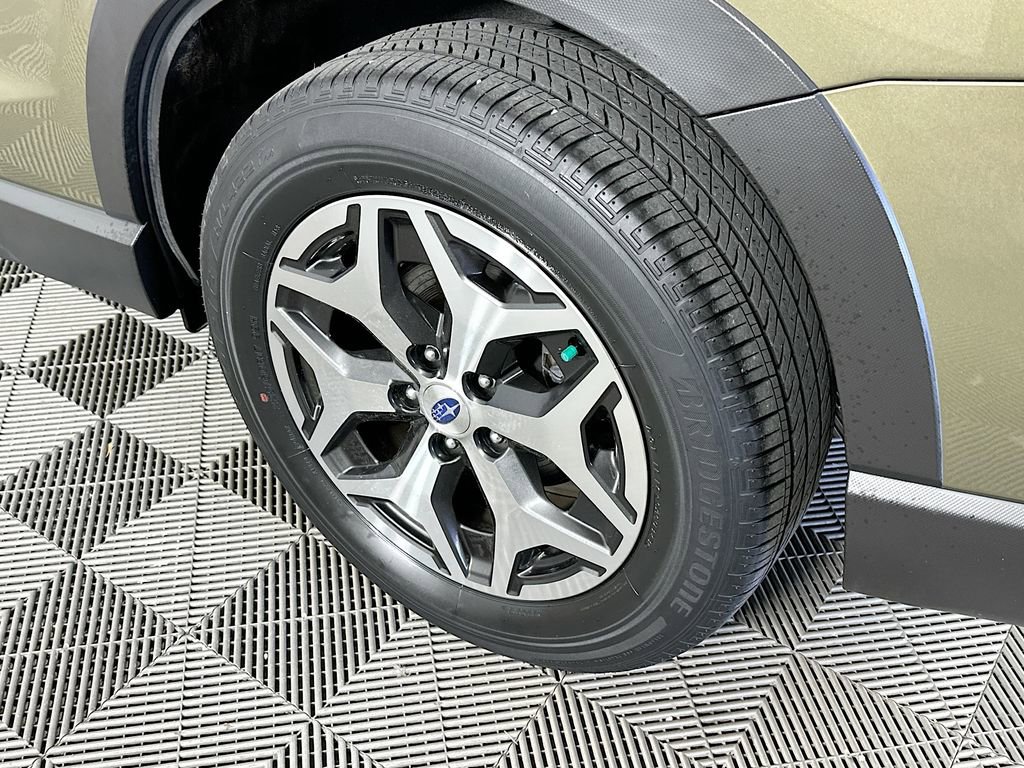 Used 2023 Subaru Forester Premium image 37