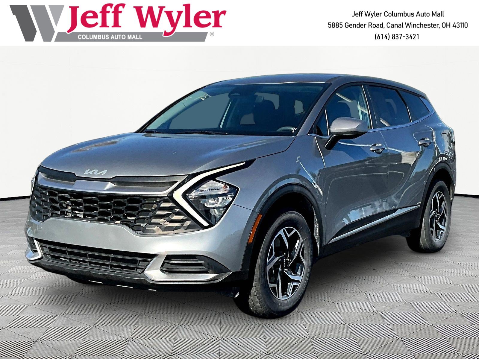 Used 2023 Kia Sportage LX AWD/4WD image 1
