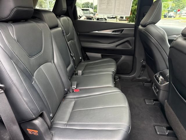 Certified 2023 INFINITI QX60 Luxe w/ Cargo Package AWD/4WD image 14