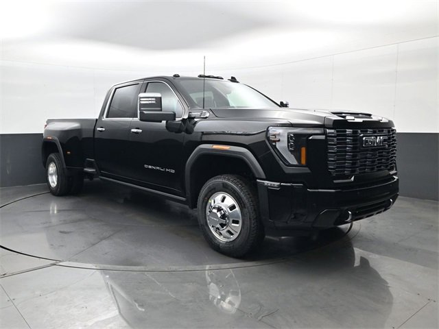 New 2026 GMC Sierra 3500 Denali Ultimate image 3