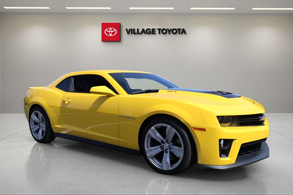 Used 2013 Chevrolet Camaro ZL1 RWD image 7
