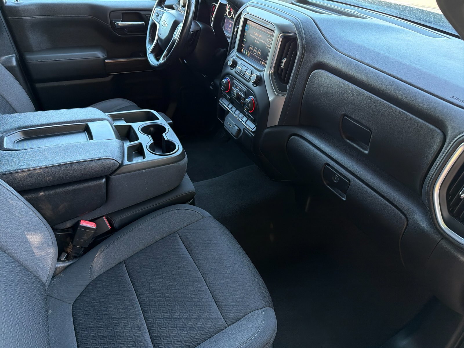 Used 2022 Chevrolet Silverado 1500 LT RWD image 15