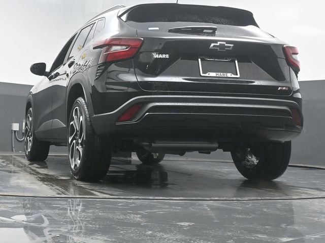 New 2026 Chevrolet Trax RS w/ Sunroof Package image 32