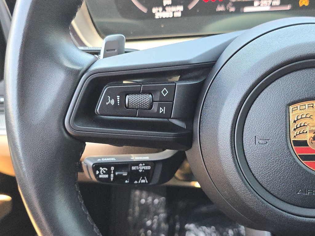 Used 2024 Porsche Cayenne AWD/4WD image 23