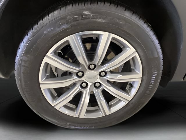 Used 2023 Cadillac XT4 Sport w/ Cold Weather Package AWD/4WD image 18