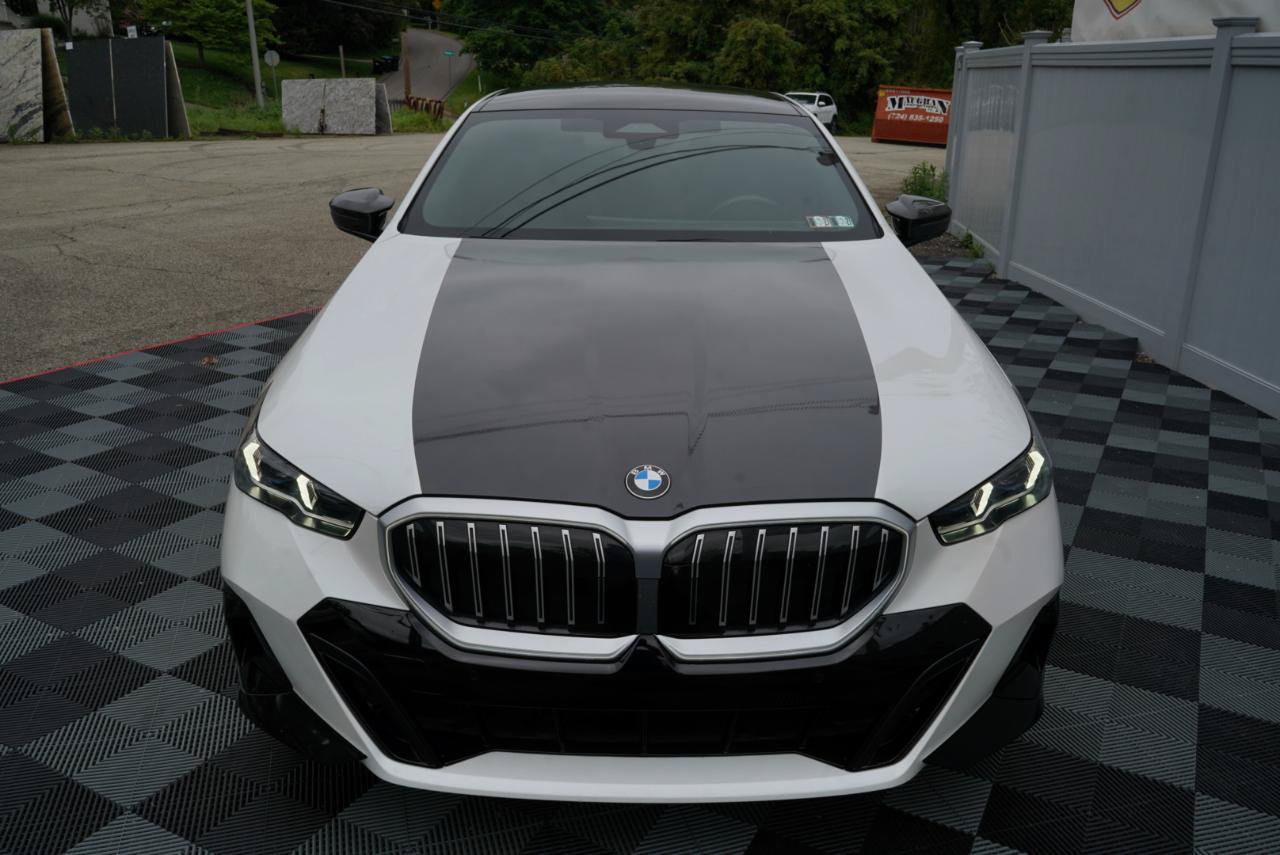 Used 2024 BMW 540i xDrive w/ Executive Package AWD/4WD image 14