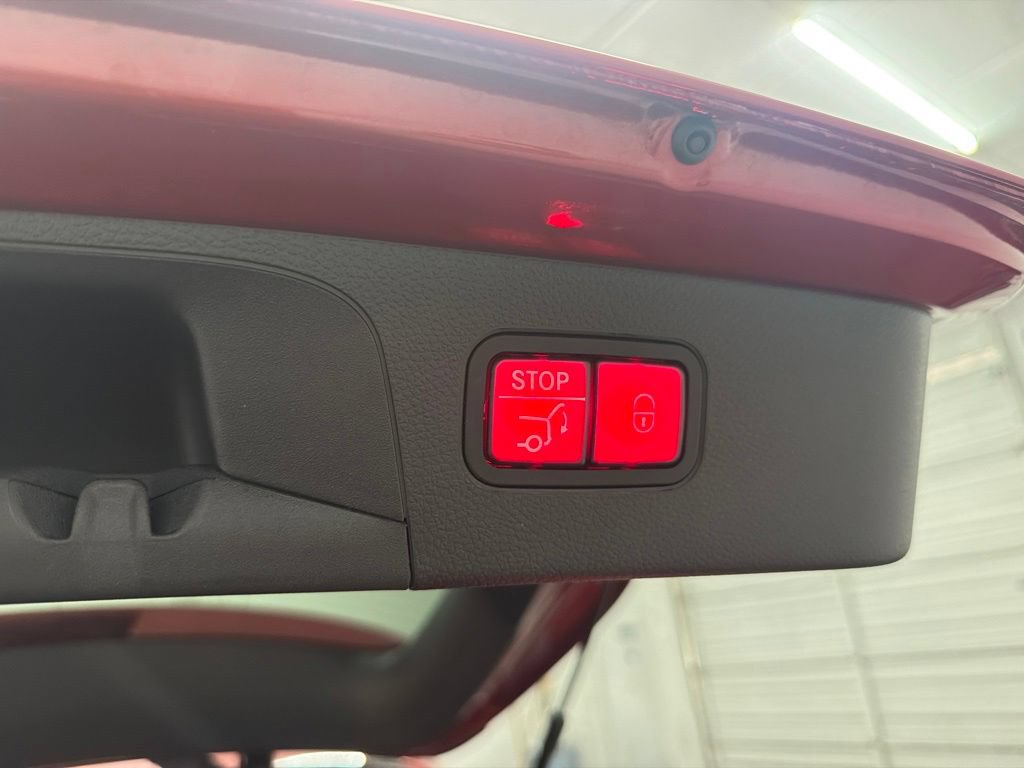 Used 2022 Mercedes-Benz GLC 300 image 29