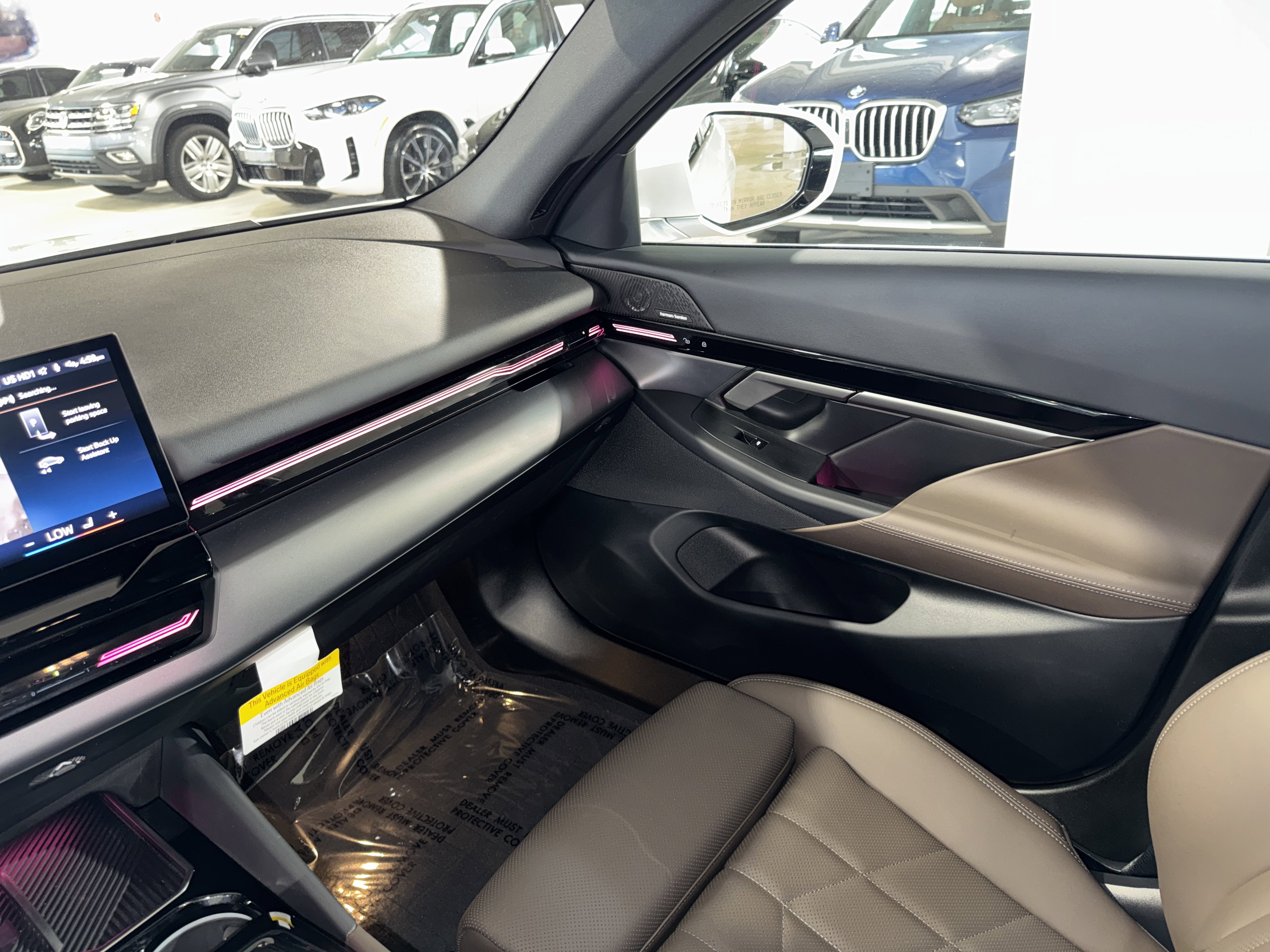 Certified 2025 BMW 530i xDrive w/ Premium Package image 30