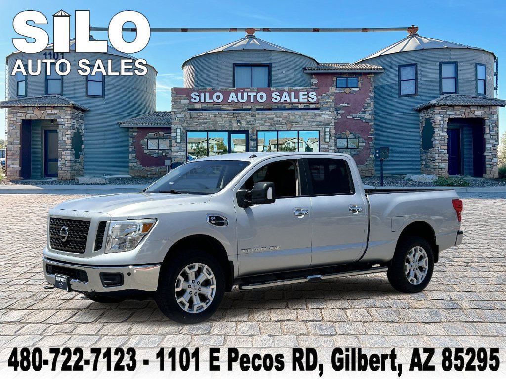 Used 2019 Nissan Titan SV w/ SV Convenience Package AWD/4WD image 1