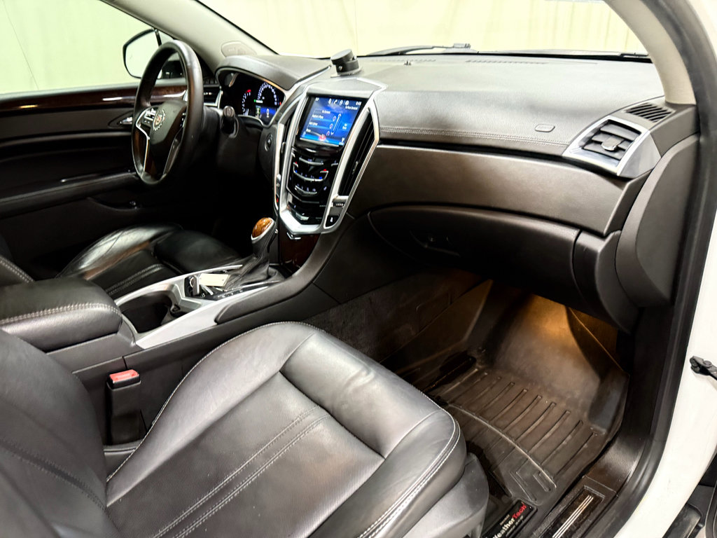 Used 2016 Cadillac SRX Luxury w/ Driver Awareness Package FWD image 26