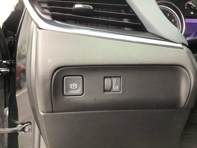 Used 2022 Buick Enclave Essence w/ Sport Touring Edition image 27