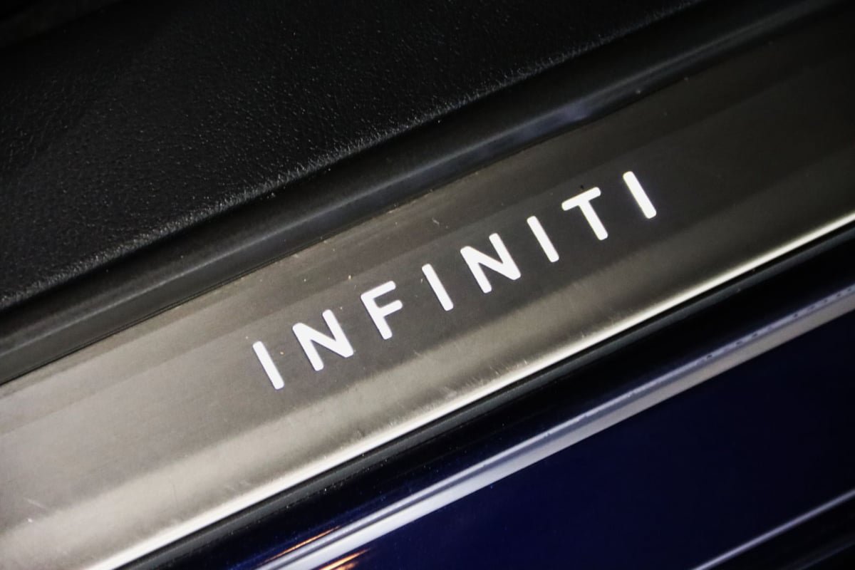 Used 2021 INFINITI Q60 3.0t Luxe w/ Essential Package RWD image 21
