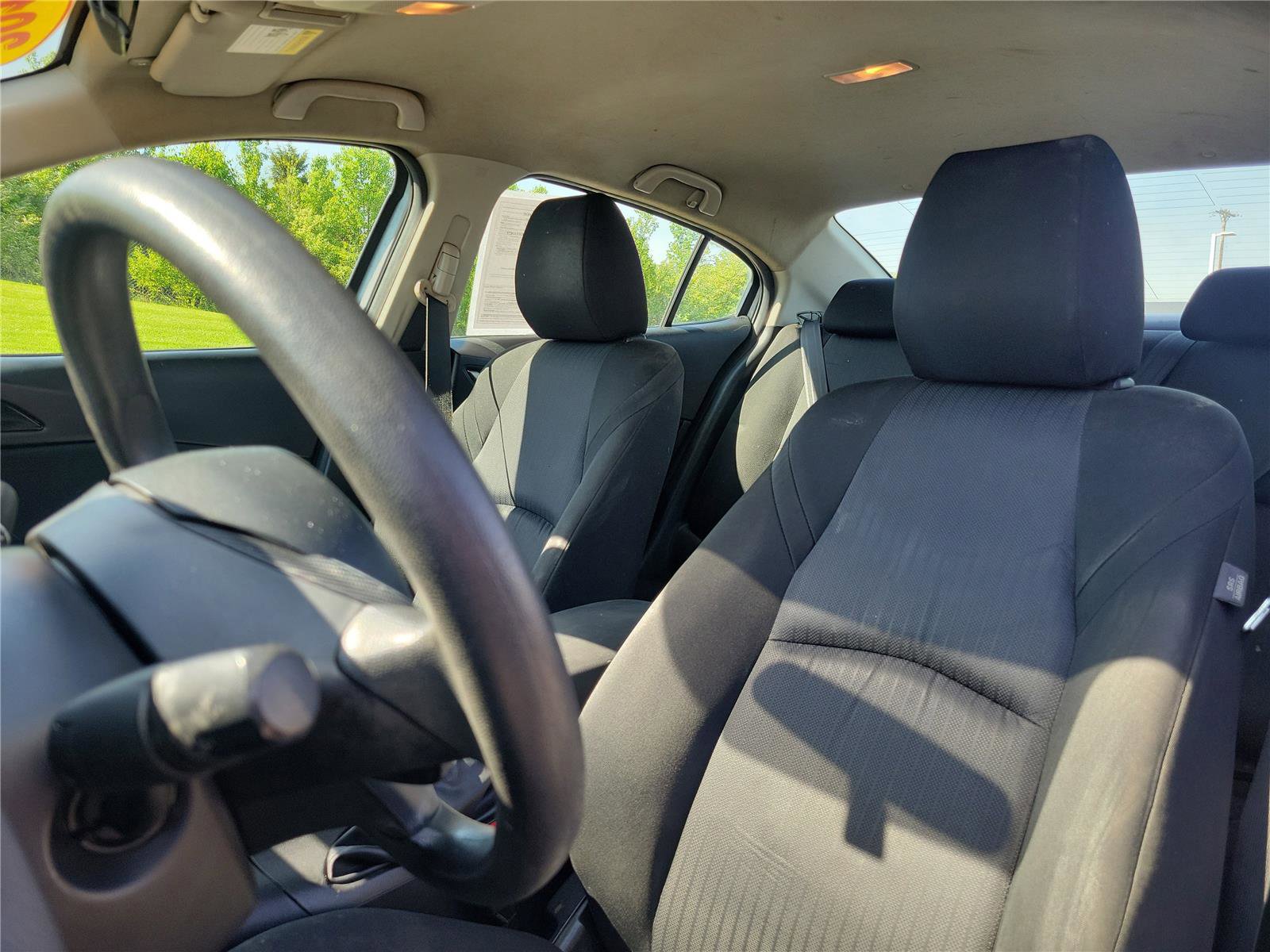 Used 2016 MAZDA MAZDA3 i Sport image 16