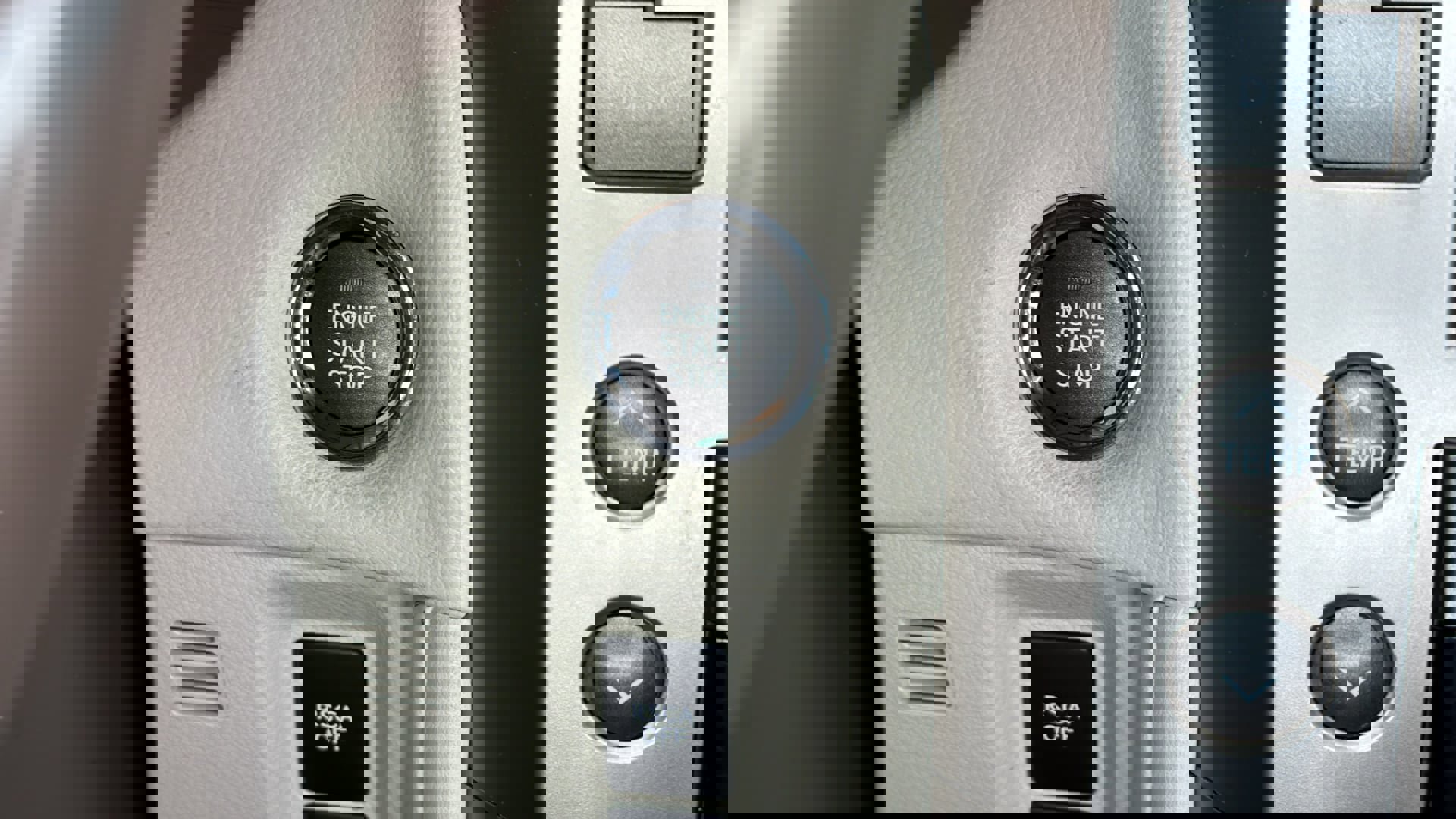 Used 2011 Lexus GX 460 w/ Comfort Plus Pkg image 23