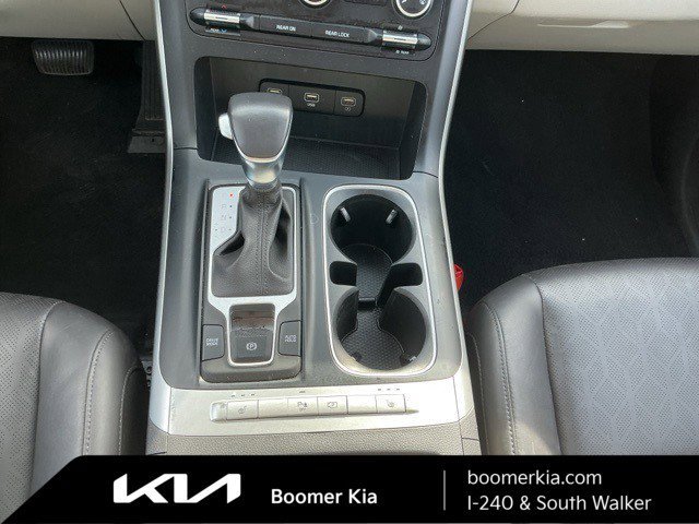 Certified 2024 Kia Carnival LX image 25