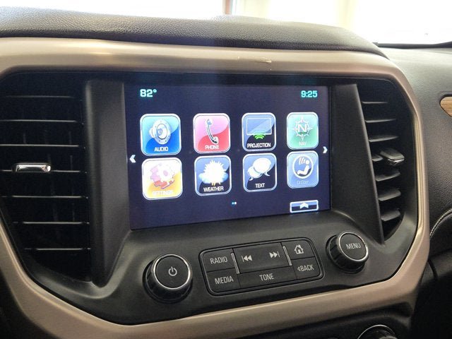 Used 2017 GMC Acadia Denali w/ Technology Package FWD image 30