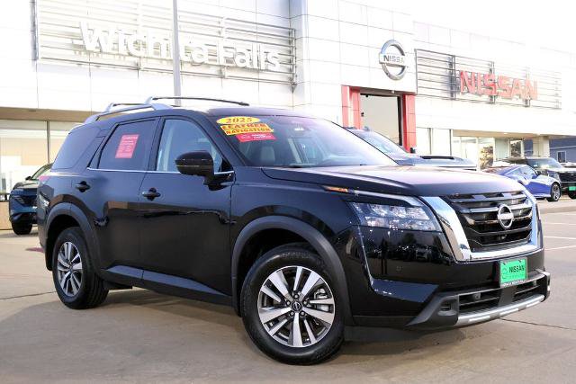 Certified 2025 Nissan Pathfinder SL