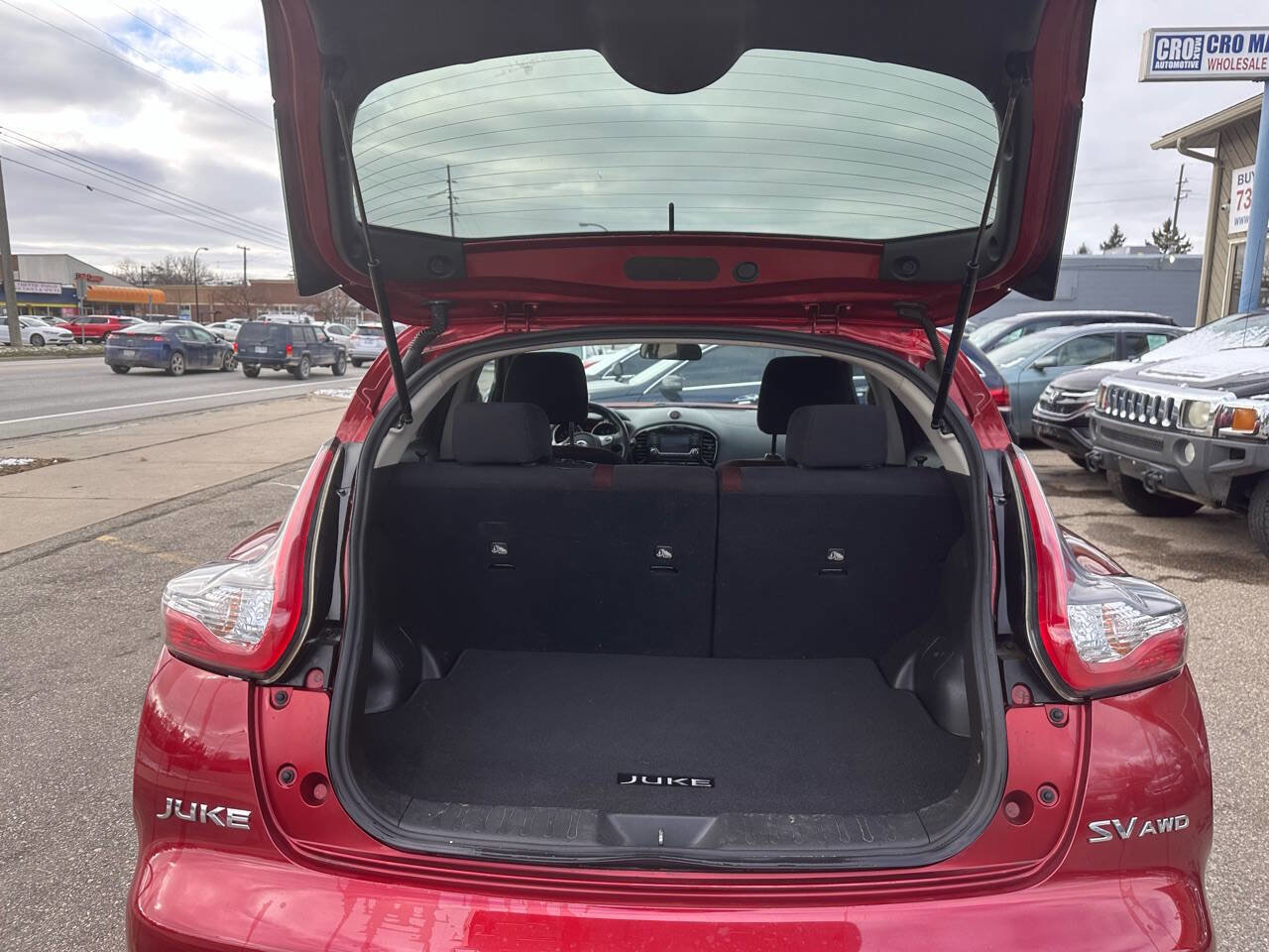 Used 2015 Nissan Juke SV image 27