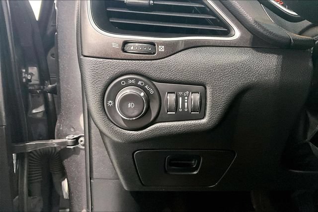 Used 2021 Jeep Cherokee Trailhawk w/ Sun, Sound & Nav Group AWD/4WD image 48