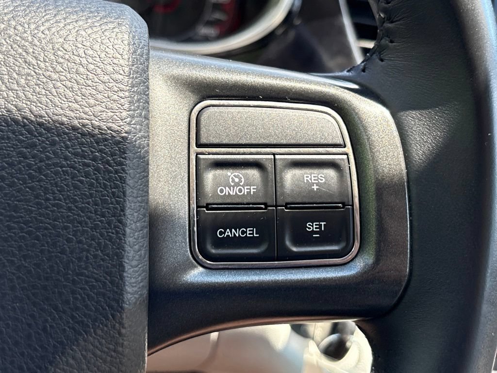 Used 2013 Dodge Dart SXT w/ Popular Equipment Group FWD image 16