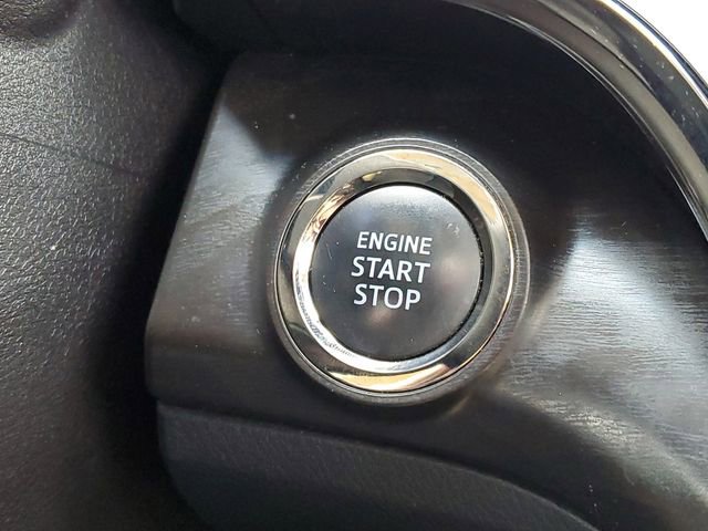 Used 2017 Toyota Avalon XLE Premium w/ All Weather Liner Package image 15