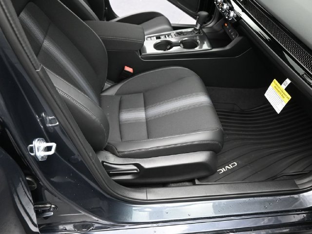 Used 2025 Honda Civic Sport image 34