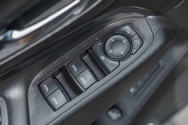 Used 2018 Chevrolet Equinox Premier AWD/4WD image 39