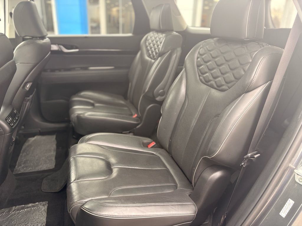 Used 2021 Hyundai Palisade Limited FWD image 12