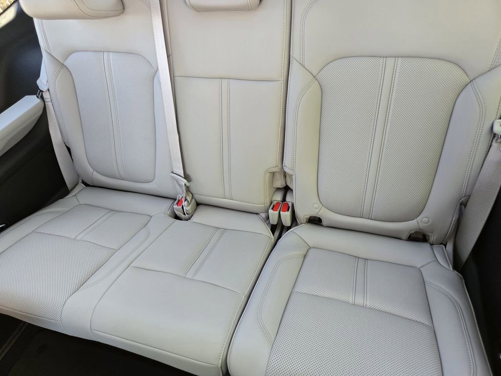 New 2026 Jeep Grand Wagoneer Limited AWD/4WD image 16