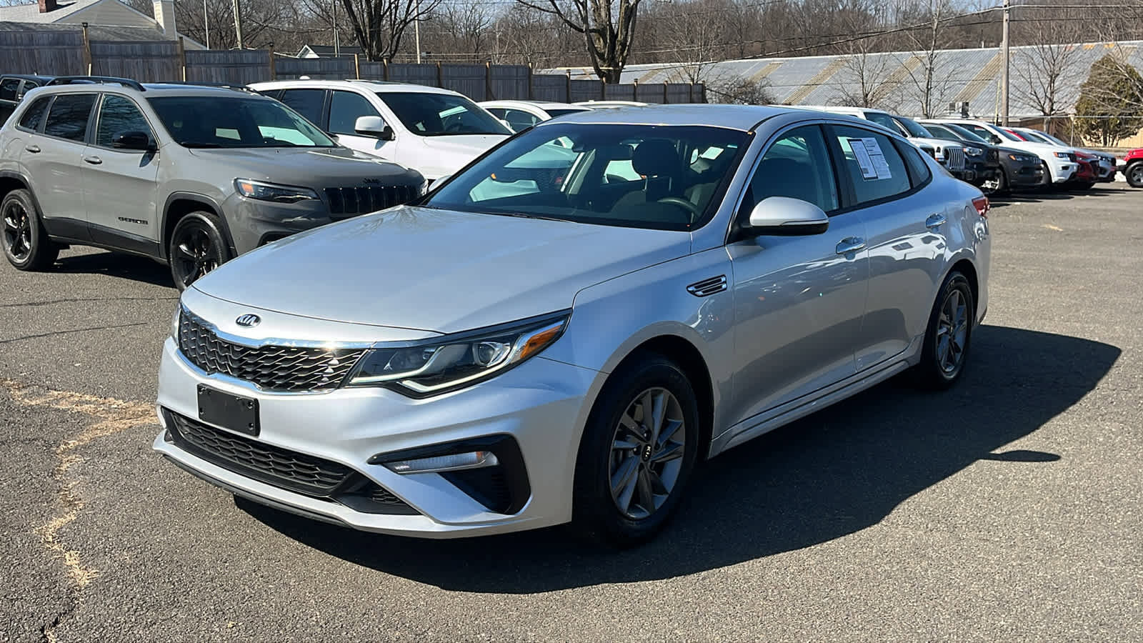 Used 2020 Kia Optima LX image 3