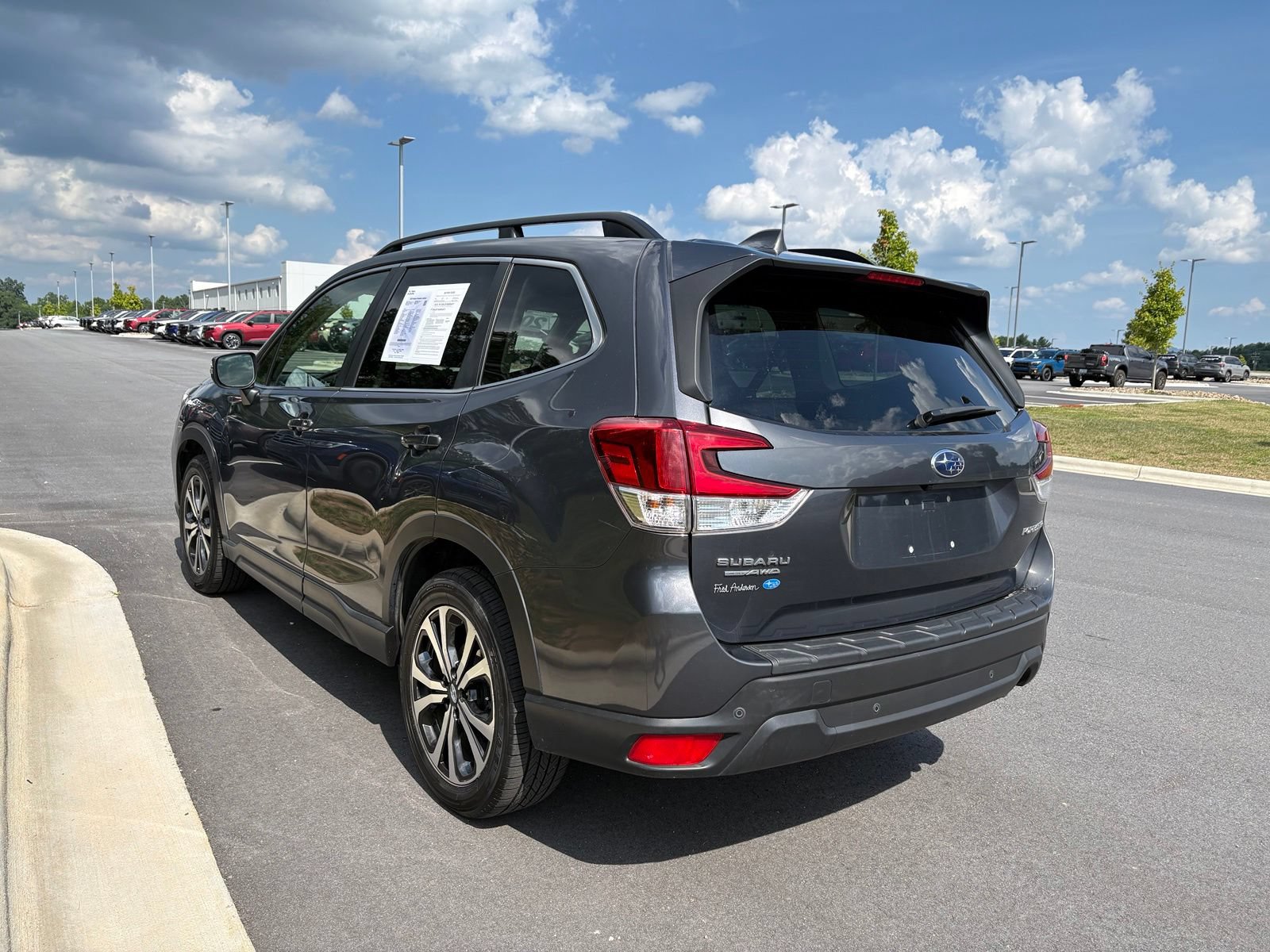 Used 2020 Subaru Forester Limited w/ Popular Package #3 AWD/4WD image 6