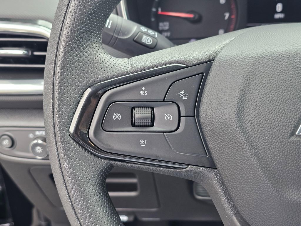 Used 2023 Chevrolet TrailBlazer LT w/ Convenience Package image 26