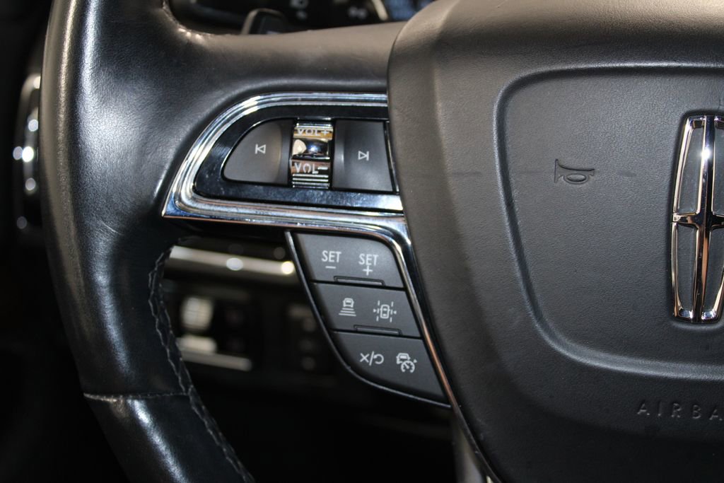 Used 2023 Lincoln Navigator Reserve image 41