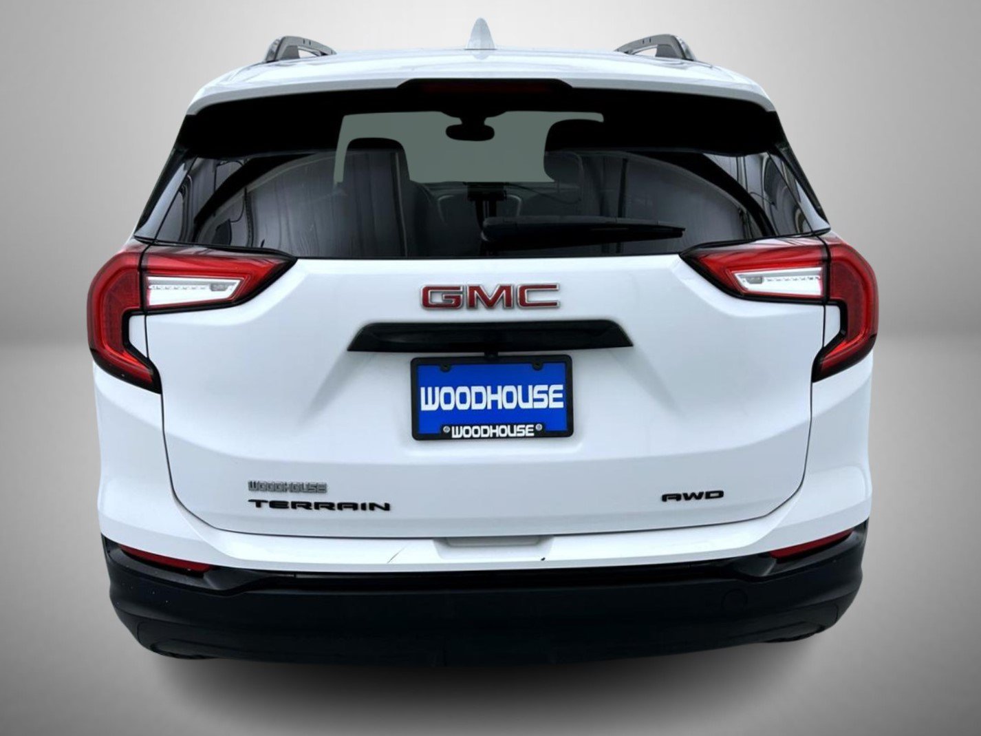 Used 2024 GMC Terrain SLE w/ Driver Convenience Package AWD/4WD image 6